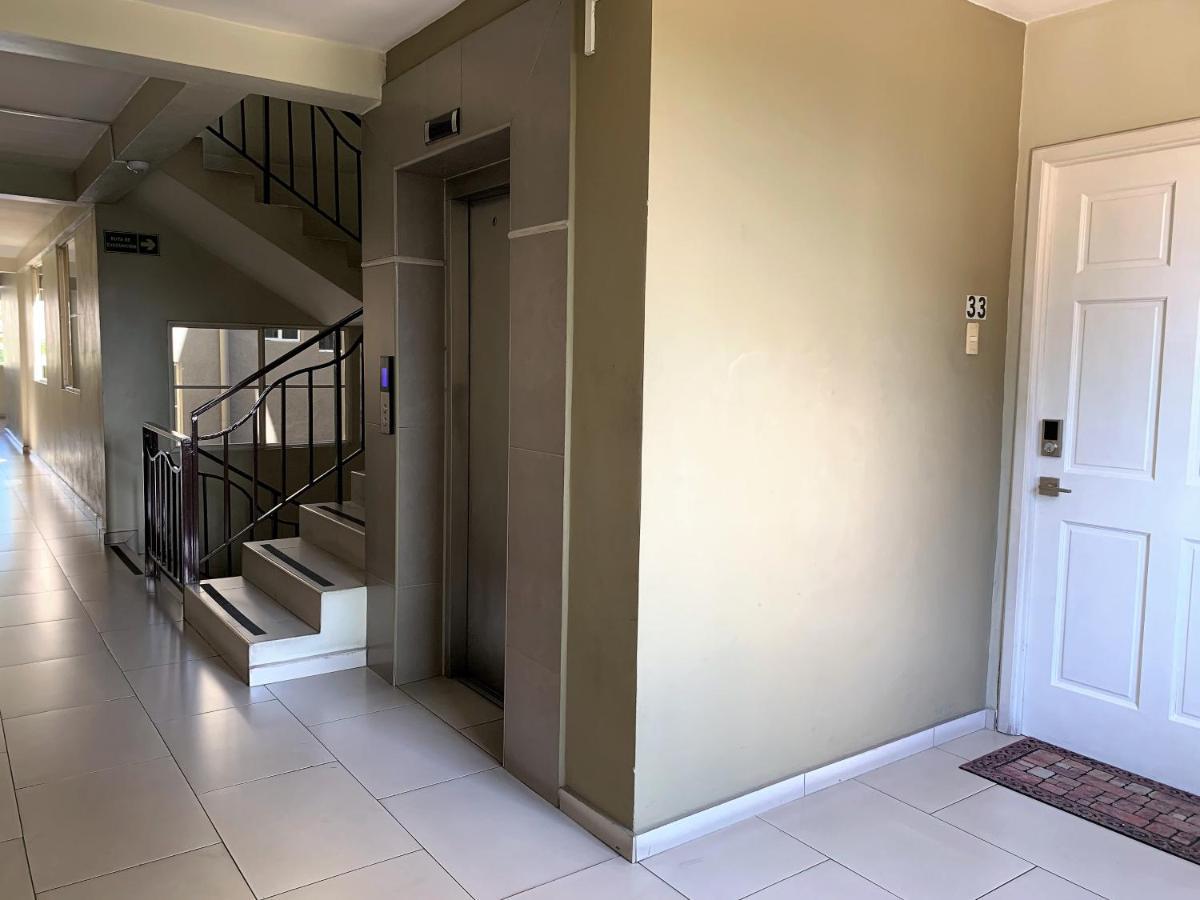 סאן סלבדור Luxury Modrn Apartment, W/Amazing View, 3Br,Escalon,Exclus,Secur מראה חיצוני תמונה